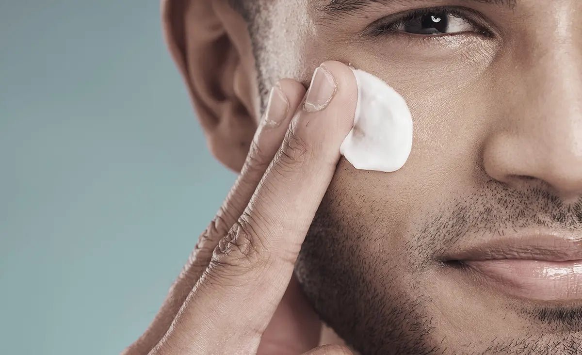How Do Peptides Compare to Retinoids in Anti-Aging Skincare? - AgeDefy Labs™